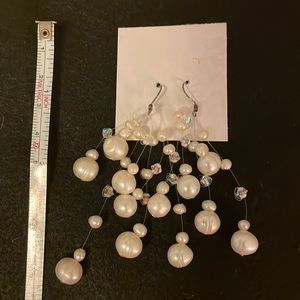 STUNNING vintage cascading Pearl earrings